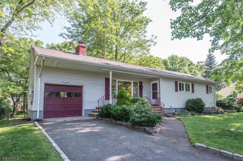 28 Crescent Rd, Pine Brook, NJ 07058 photo 1