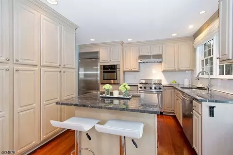 3 Lockhaven Ct, Bedminster, NJ 07921 photo 6