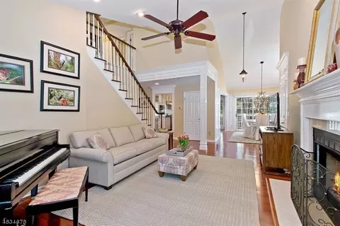 3 Lockhaven Ct, Bedminster, NJ 07921 photo 2