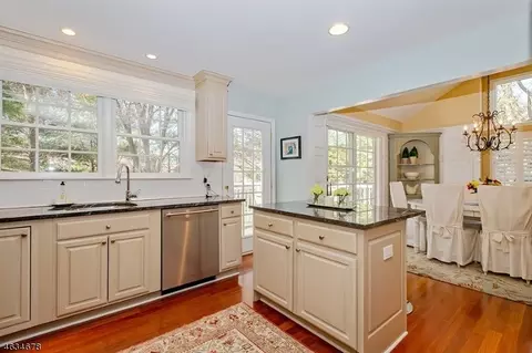 3 Lockhaven Ct, Bedminster, NJ 07921 photo 4