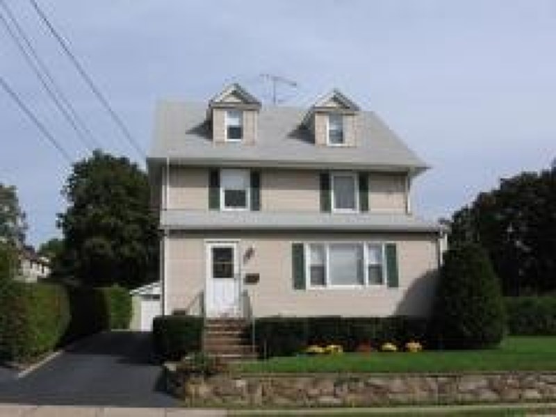 112 Orchard St, Summit, NJ 07901 photo 1