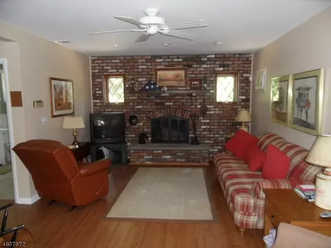 11 Pitman Pl, Wayne, NJ 07470 photo 15