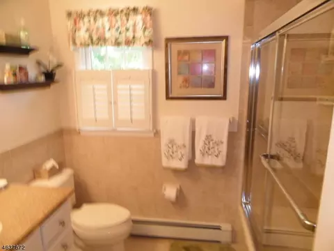 11 Pitman Pl, Wayne, NJ 07470 photo 8