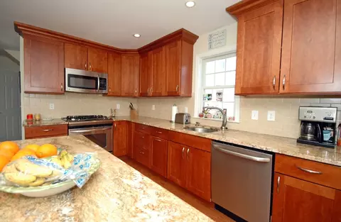 35 Summit Ave, Chatham, NJ 07928 photo 9