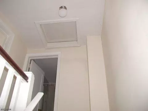 650 Crescent Dr, Bound Brook, NJ 08805 photo 15
