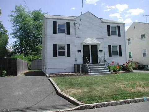 650 Crescent Dr, Bound Brook, NJ 08805 photo 1