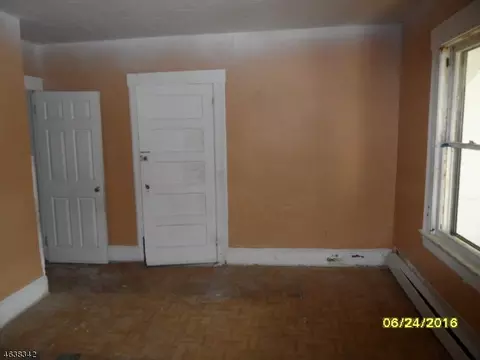 529 W 4th St, Plainfield, NJ 07060 photo 10