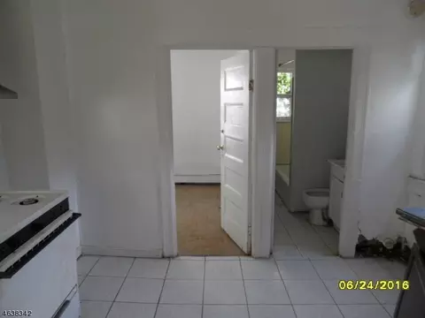 529 W 4th St, Plainfield, NJ 07060 photo 20