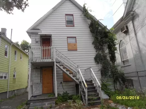 529 W 4th St, Plainfield, NJ 07060 photo 5