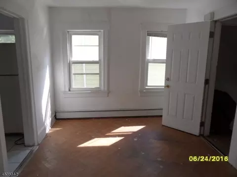 529 W 4th St, Plainfield, NJ 07060 photo 18