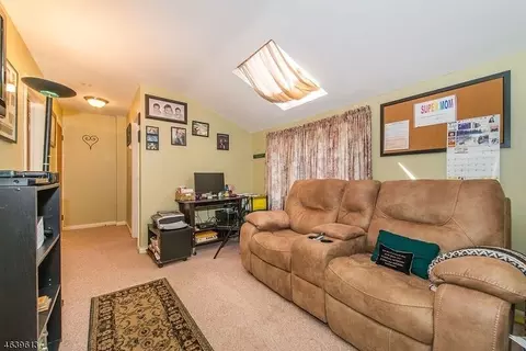 7 Hamilton Ave, Wayne, NJ 07470 photo 8