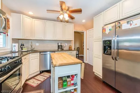 7 Hamilton Ave, Wayne, NJ 07470 photo 3
