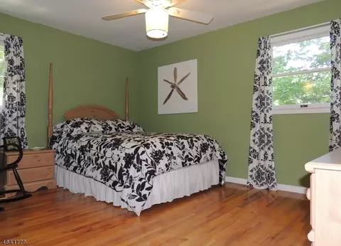 81 Stillwell Rd, Leonardo, NJ 07737 photo 11