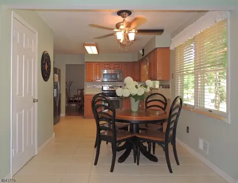 81 Stillwell Rd, Leonardo, NJ 07737 photo 4