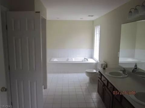 3 Michael Dr, Hackettstown, NJ 07840 photo 12