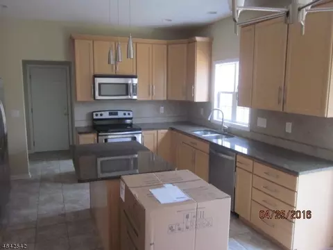 3 Michael Dr, Hackettstown, NJ 07840 photo 6