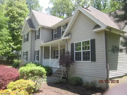3 Michael Dr, Hackettstown, NJ 07840 photo 1