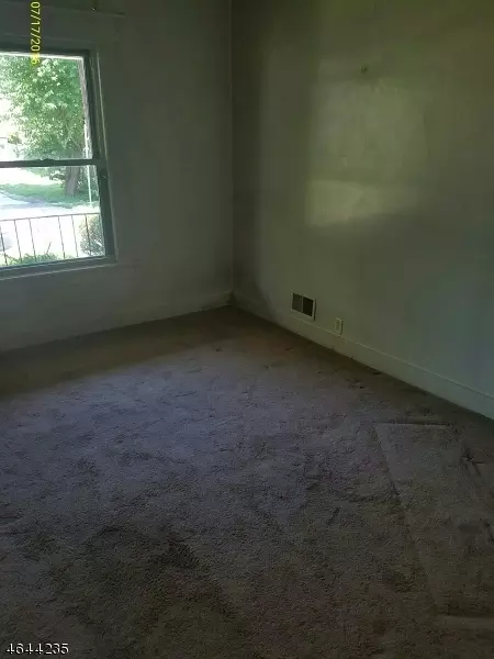 520 E 2nd St, Bound Brook, NJ 08805 photo 6