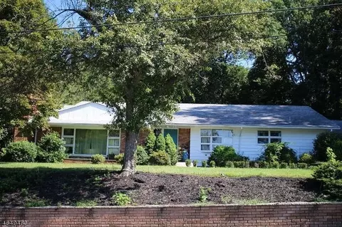 36 Surrey Dr, Wayne, NJ 07470 photo 6