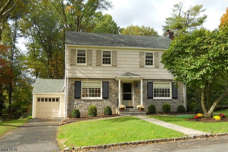 11 Dunnder Dr, Summit, NJ 07901 photo 1