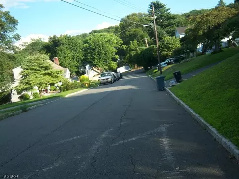 143 Madison St, Dover, NJ 07801 photo 3
