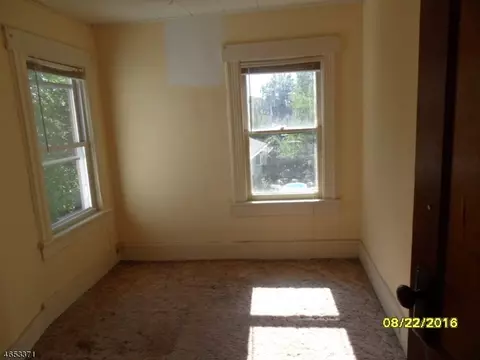 215 Jefferson Ave, North Plainfield, NJ 07060 photo 14