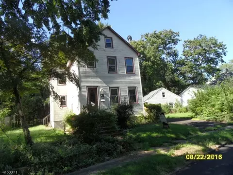 215 Jefferson Ave, North Plainfield, NJ 07060 photo 1