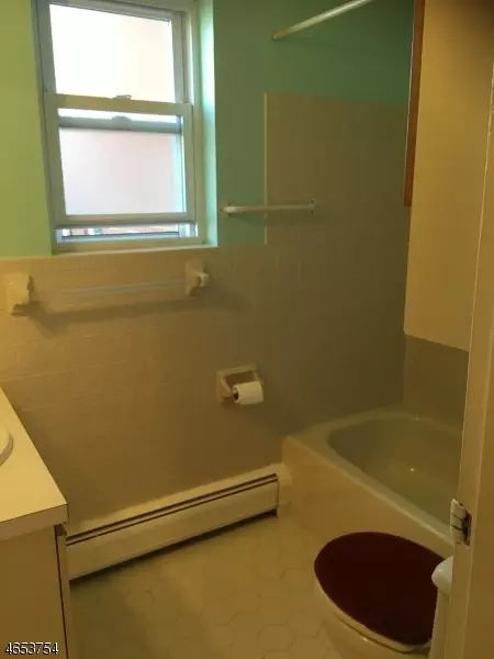 44 B Knox Ter #1B, Wayne Twp, NJ 07470 photo 5