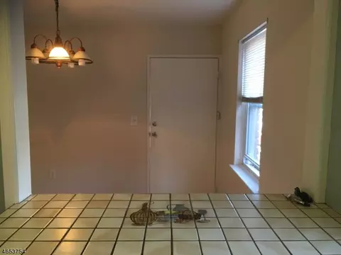 44 B Knox Ter #1B, Wayne Twp, NJ 07470 photo 2