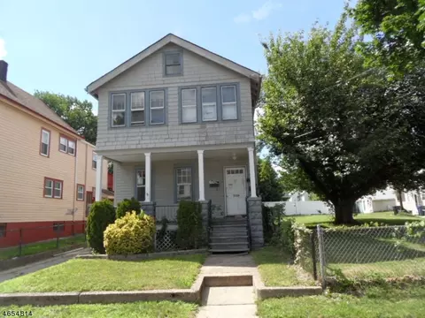 525 E 3rd St, Plainfield, NJ 07060 photo 1