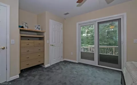 11 Eros Ct, Wayne, NJ 07470 photo 10