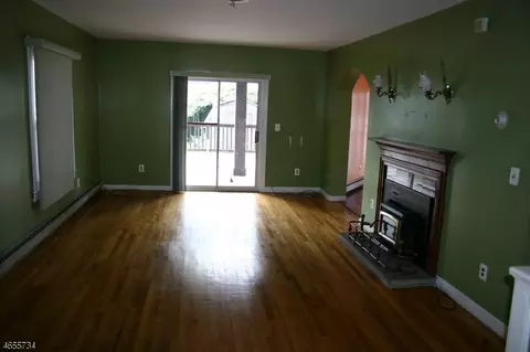 596 West Ave, Sewaren, NJ 07077 photo 7