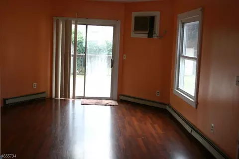 596 West Ave, Sewaren, NJ 07077 photo 9