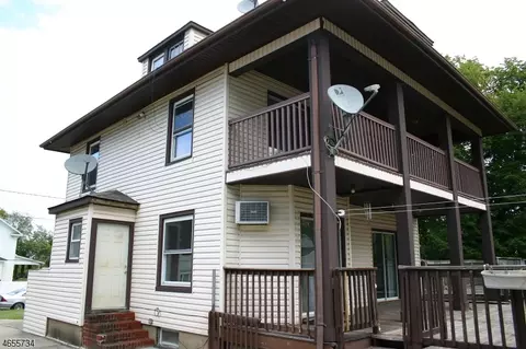 596 West Ave, Sewaren, NJ 07077 photo 4