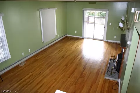 596 West Ave, Sewaren, NJ 07077 photo 14