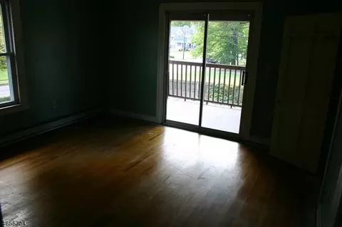 596 West Ave, Sewaren, NJ 07077 photo 10