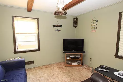 12 4th Ave, Haskell, NJ 07420 photo 7
