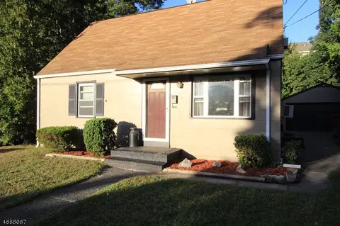 12 4th Ave, Haskell, NJ 07420 photo 2