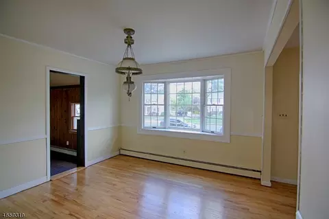 24 Tilghman Dr, Wayne, NJ 07470 photo 4