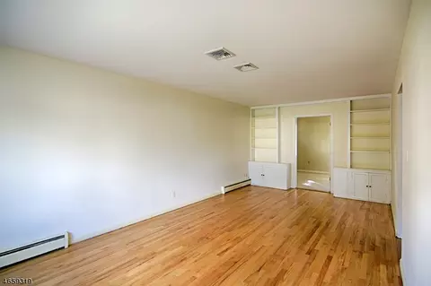 24 Tilghman Dr, Wayne, NJ 07470 photo 2