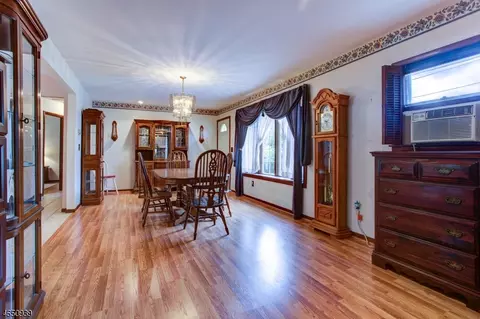 8 Douglas Way, Wayne, NJ 07470 photo 7