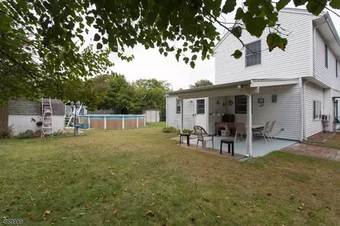 8 Douglas Way, Wayne, NJ 07470 photo 22
