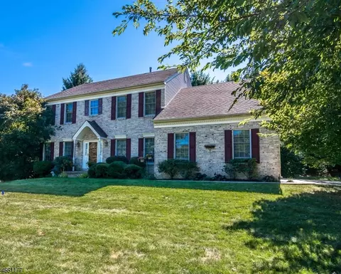 10 Glen Eagles Rd, Washington, NJ 07882 photo 1