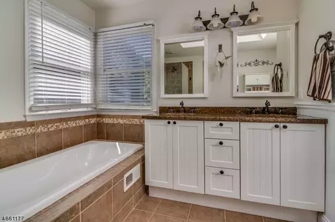 10 Glen Eagles Rd, Washington, NJ 07882 photo 20