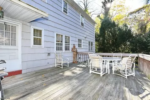 455 Tulane Ct, Paramus, NJ 07652 photo 18