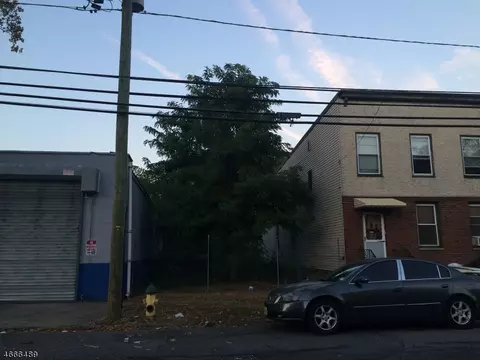 220 Wright St, Newark City, NJ 07114 photo 2