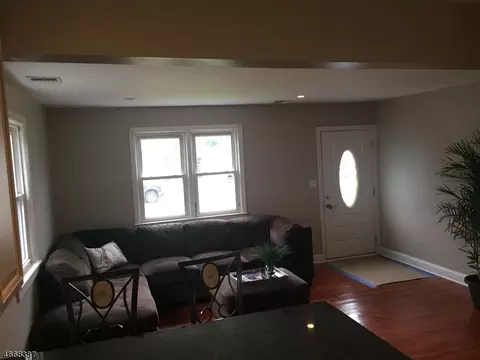 3 Marshall Pl, Middlesex, NJ 08846 photo 6