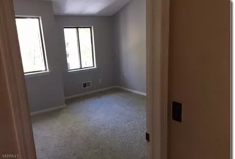 35 Ralph St, Wayne, NJ 07470 photo 12