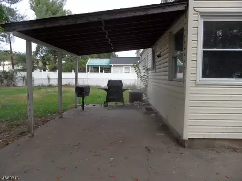468 Warfield Rd, North Plainfield, NJ 07063 photo 17
