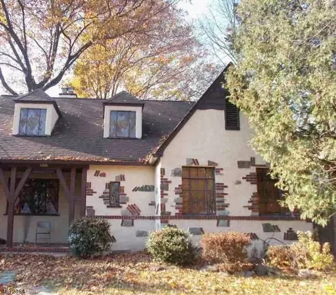 1314 Stillman Ave, Plainfield, NJ 07060 photo 2